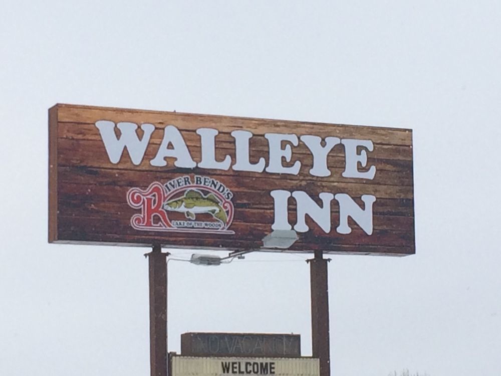 River Bend'S Walleye Inn Baudette Exterior foto